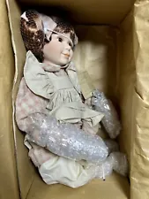 Boyds Bear-Yesterday's Child...The Doll Collection 1999 “Wendy Wash Day”4909