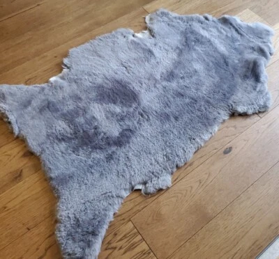 Fibre By Auskin Short Fur Sheepskin Rug Or Throw. 3 To 5ft. New in box