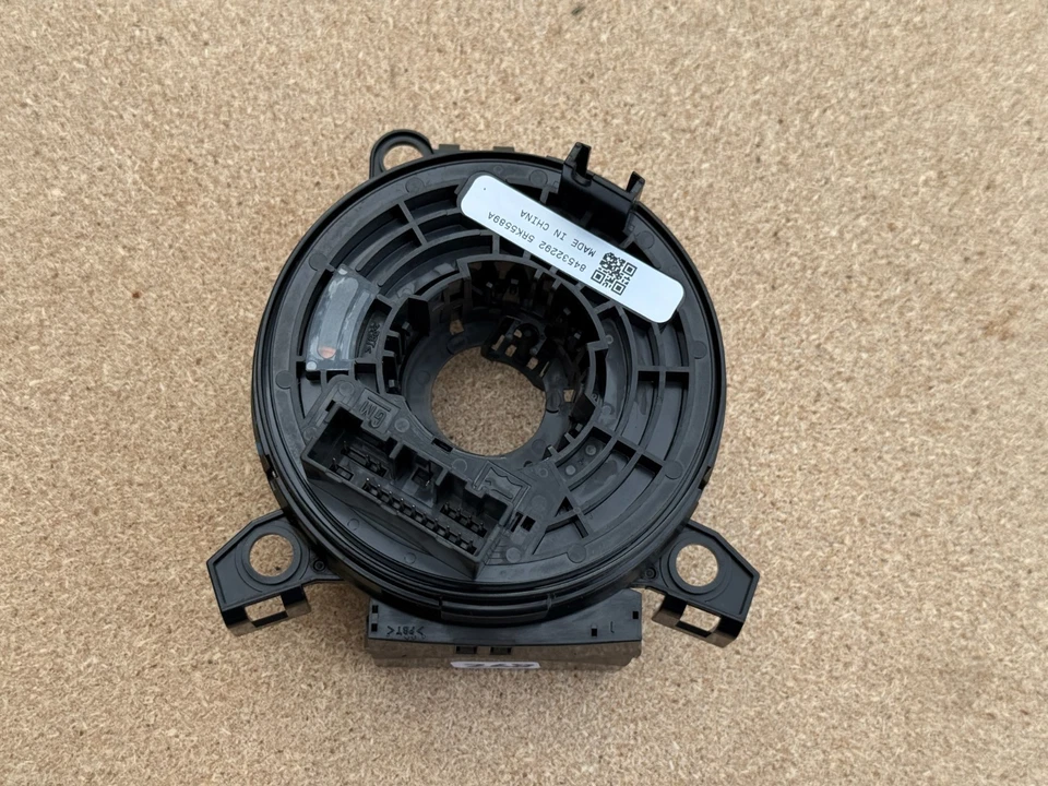 Reloj Cadillac XT6 2021-2024 RESORTE OEM 84532292 Foto 1 de 4