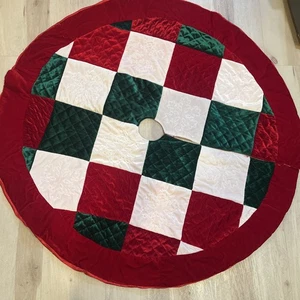 Santa’s Best Weihnachtsbaum Rock 45” Soft Velvet Type Feel Patchwork  - Bild 1 von 14