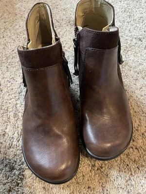 JBU JAMBU Pilot Encore Ankle Boots Clogs Women  7.5 M Brown Leather - Image 1 of 4