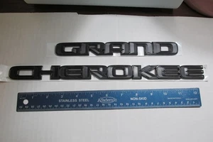 Factory 2017-2020 Jeep Grand Cherokee emblem - Picture 1 of 4