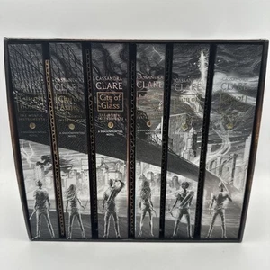 Mortal Instruments, The Complete Collection Boxed Set 1-6 Cassandra Clare - Imagen 1 de 4