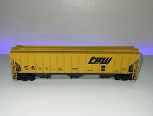 Athearn HO 3-Bay Covered Hopper — Toledo, Peoria & Western TP&W #18157 - Bild 1 von 5