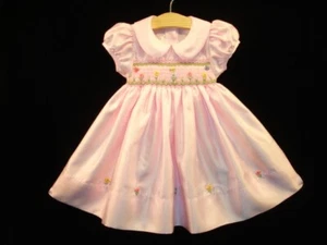 Ciao Bebe NUEVO Vestido Bordado a Mano Ahumado Bebé Niña Talla 3 ROSA - Imagen 1 de 4