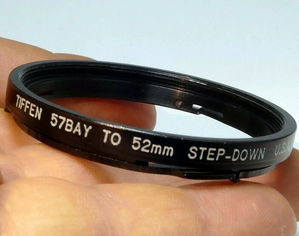 B50 to 52mm filter step-down ring for Hasselblad Bayonet threaded top screw in - Image 1 of 4