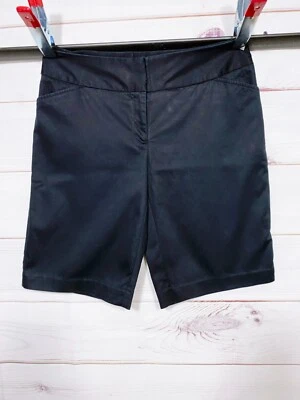 Worthington Womens Shorts Size 12 Black Mid Rise Pockets Flat Front Modern Fit - Image 1 of 4
