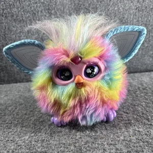 FURBY Exclusive Tie Dye Rainbow Electronic Interactive Plush Toy 2023 TESTED - Picture 1 of 5
