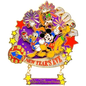 Disney New Year's Eve 2004 (Mickey, Donald, Goofy & Pluto) Pin LE 7,500 - Picture 1 of 8