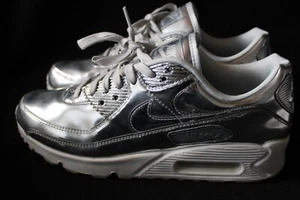 NIKE AIR MAX Damen Sneaker Gr. 44 passt auf Gr. 42 - Bild 1 von 8
