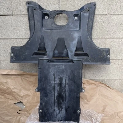 BMW E39 M5 S62 Sedan 1999-2003 OEM Under Car Splash Pan Shield Cover 51712498987 Foto 1 de 4