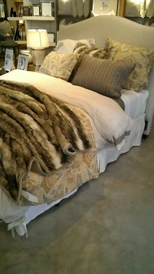 NOVO 5 PEÇAS Edredom Queen Pottery Barn Sabrine Shams Natal Feriado Marfim Ouro Cinza - Imagem 1 de 4