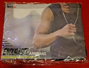 ENDURANCE ARMBAND - Picture 1 of 3