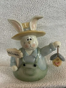 Crazy Mountain Easter Bunny Rabbit ‘Welcome’ Figurine Resin Decoration EUC - Picture 1 of 2