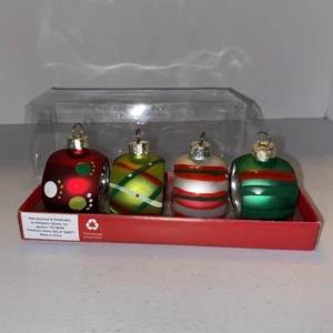 Kirklands Christmas Ball Ornament Napkin Rings Place Holder Set Of 4 - Picture 1 of 9