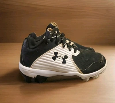Under Armour Leadoff Baseball Softball Cleats Youth Size 11 Black And White - Image 1 of 4