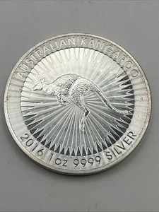 2016 AUSTRALIAN KANGAROO 1 OZ. .9999 FINE SILVER - Picture 1 of 3