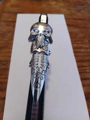 Retro Gothic Ring Skull Bendable Full Finger Ring Silvertone  - Image 1 of 4