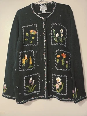 Suéter Stitches in Time L bordado floral con botones cárdigan de hadas cabaña  Foto 1 de 4