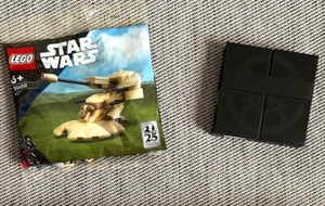 LEGO Star Wars 5008818: Battle of Yavin Coin AND 30680: AAT polybag; May 4th GWP - Picture 1 of 6