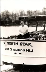 Barco North Star con puerto guía de Wisconsin Dells firmado por piloto RPPC - Imagen 1 de 2