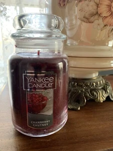 YANKEE CANDLE CRANBERRY CHUTNEY TARRO GRANDE 22 OZ - Imagen 1 de 2