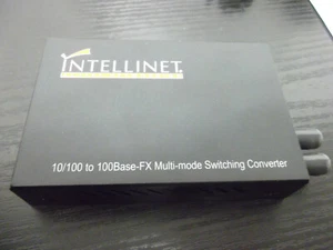 INTELLINET 515320 Ethernet Media Converter 100BaseT to 100BaseFX (ST) Multi-Mode - Bild 1 von 4