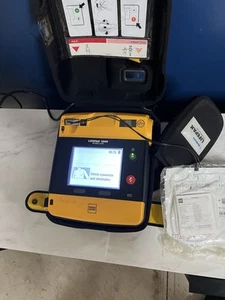 Lifepak AED 1000 Defibrillator AED Case Pads (expired) 100% Battery - Picture 1 of 9