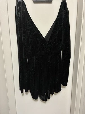 Mameluco Topshop Terciopelo Negro Con Brillo Verde Cuello en V Profundo Manga Campana Talla 8 Foto 1 de 4