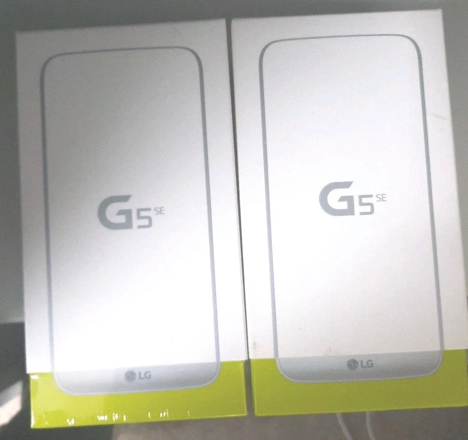 LG G5 SE H840 - 32GB - Titan (Unlocked) Smartphone New Sealed - Image 1 of 1