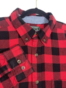 Woolrich Mens Buffalo Plaid Flannel Barn Shirt Size L Black/Red Outdoor Pockets - Picture 1 of 9