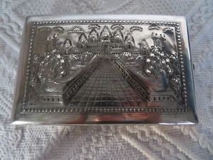 Ancien étui à cigarette Asiatique En Argent (73gr) décor de temple  - Picture 1 of 4