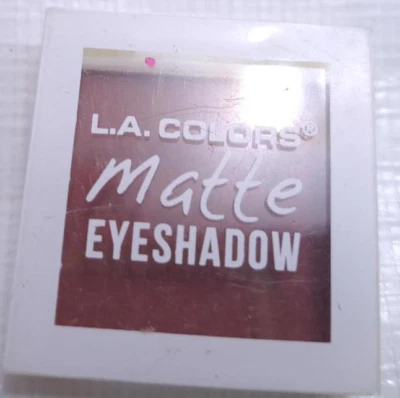 Sombra de ojos mate LA Colors .12 OZ CMC388 prohibida nueva sombra de ojos sellada maquillaje Foto 1 de 2