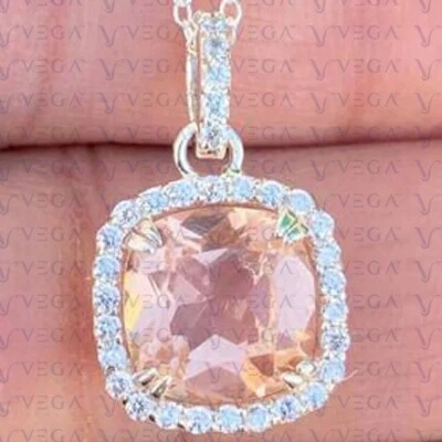 Colgante de morganita natural y diamantes de corte cojín de 5,48 quilates de oro blanco sólido real de 14 quilates Foto 1 de 4