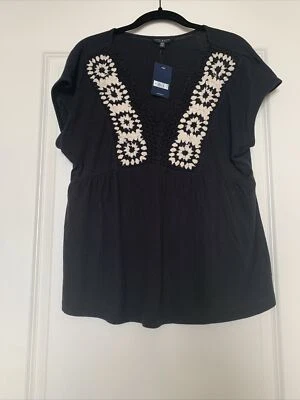 Lucky Brand Women's M Crochet V Neck Top T Shirt Black Bohemian Festival $79.50 - Image 1 of 4