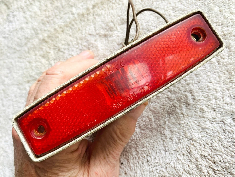 Vintage 1971-1977 Dodge B200 Van OEM LH / RH Used Rear Side Red Marker Lens Unit - Image 1 of 4