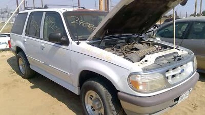 Ford Explorer 1993-1996 riel de combustible completo con juego de inyectores cargado OEM 4,0 L Foto 1 de 4