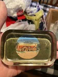 Vintage Niagara Cave Lodge Harmony, Minnesota Glass Paperweight Souvenir - Picture 1 of 2