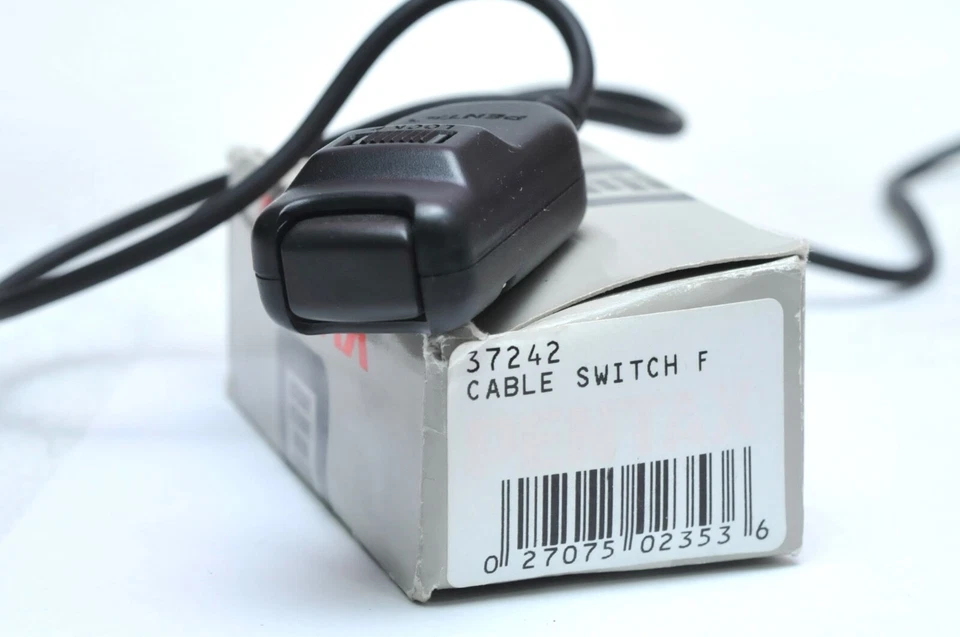 Pentax 37342 Cable Switch F Electronic Shutter Release for 645N PZ-ZX-SF - Image 1 of 1