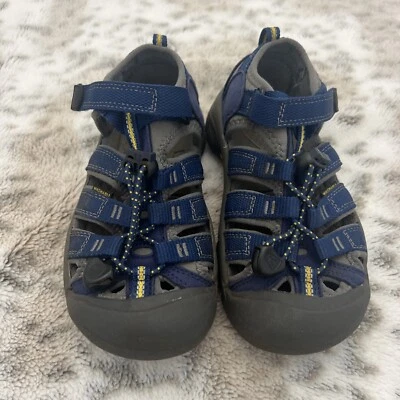 KEEN Shoes Youth  Size 12 Kids Washable Sandals Navy Blue - Image 1 of 4