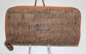 Teton Rose Zipper Clutch Wallet Brown Cork Multiple Interior Pockets New w/o Tag - Picture 1 of 13