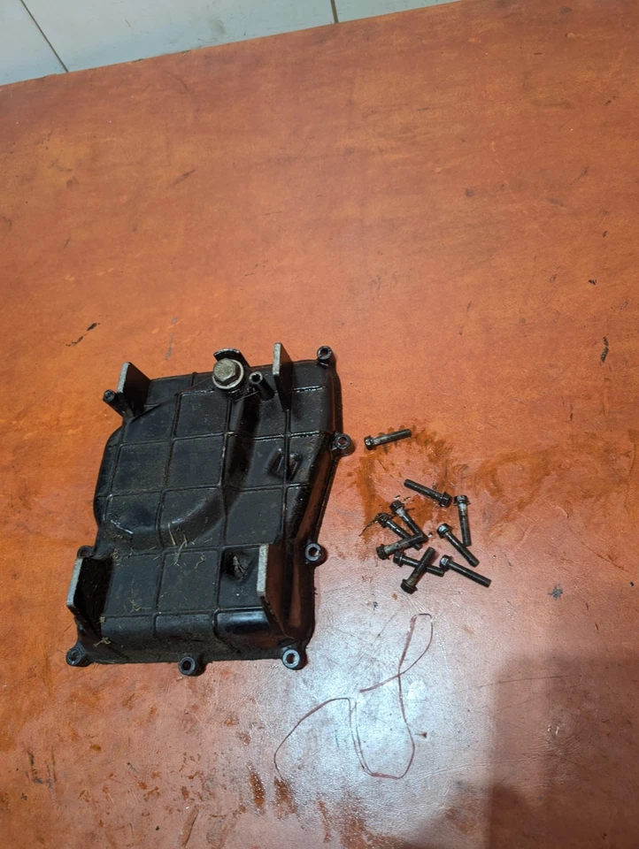  Cacerola de aceite del motor Honda V65 Magna VF1100 buena rosca 1985 1986 10 k millas AP-201 Foto 1 de 4