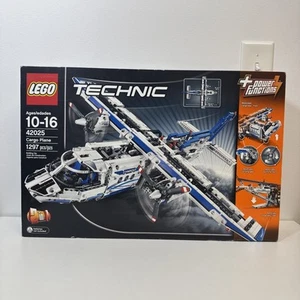 LEGO TECHNIC: Cargo Plane (42025) - New Sealed Retired Box Damage - Picture 1 of 24