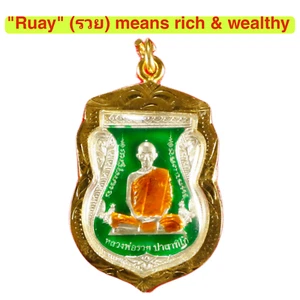 Rich Wealthy Thai Amulet LP Ruay Famous Monk Carcasa Chapada en Oro - Imagen 1 de 7