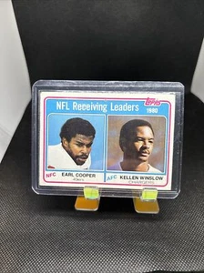 81 topps football Earl Campbell Kellen Winslow No 2 - Picture 1 of 2