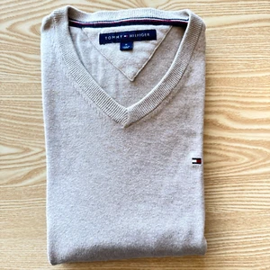 Tommy Hilfiger Medium Jumper Mens Brown 22" Pit-to-Pit Designer V Neck Style Men - Picture 1 of 10