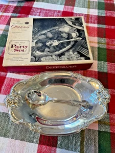 Vintage International Deep Silver Elegant Orleans Muster Zwei Party Set Tablett & Löffel - Bild 1 von 11