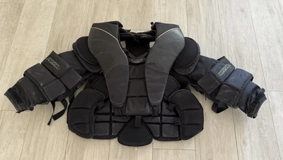 Protector de pecho de portero de hockey (PASSAU) Foto 1 de 2