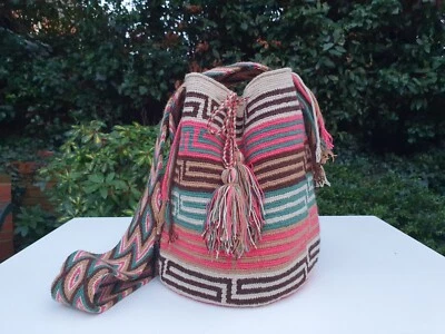 Mochila Wayu Подлинный Ручной Работы Mochila Wayuu - КОЛЛЕКЦИЯ ARCOIRIS -Arenal - Изображение 1 из 4