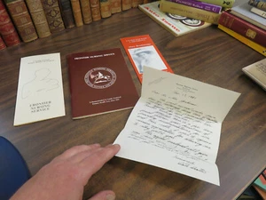 LOT 4 Frontier Nursing Service - 1981 PPB Booklet + 2 Brochures + Deaton Letter - Picture 1 of 8